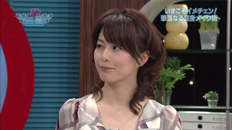杉浦友紀 女子アナの着衣巨乳が気になる画像 9