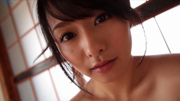 白石茉莉奈　巨乳AV女優のコスプレセックスがエロい画像まとめ 17