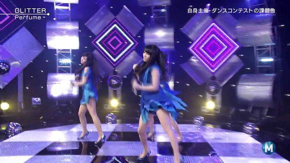 MステでPerfumeの生足がエロいキャプ画像30枚 15