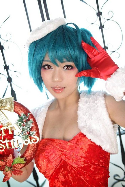 胸の谷間がエロい巨乳コスプレイヤーのエロ画像30枚 21