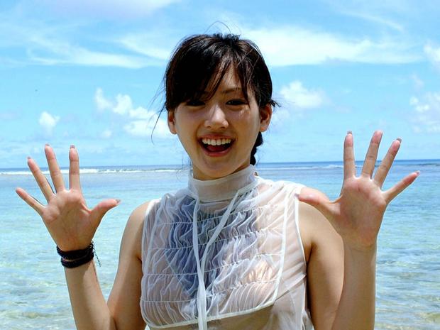 【画像100枚】綾瀬はるかの巨乳おっぱいがシコれるｗｗｗｗｗｗ 27