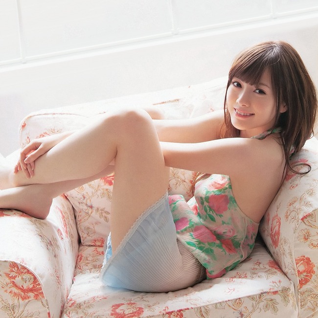 【画像】乃木坂・白石麻衣「家では裸族」 3