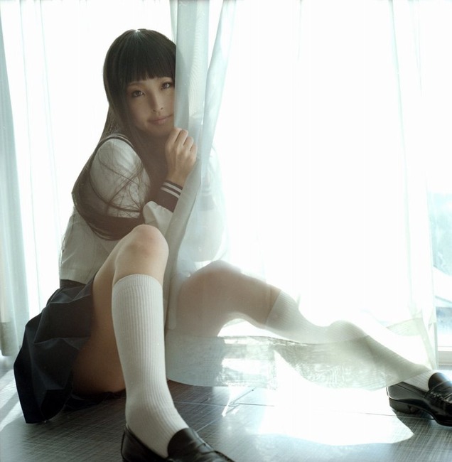 黒髪美少女コスプレイヤー　なーさんのJKコスプレ画像 6