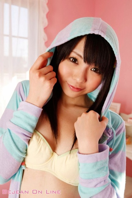 藤月ちはる　現役東京六大学生がAVデビューしてるエロ画像40枚 32