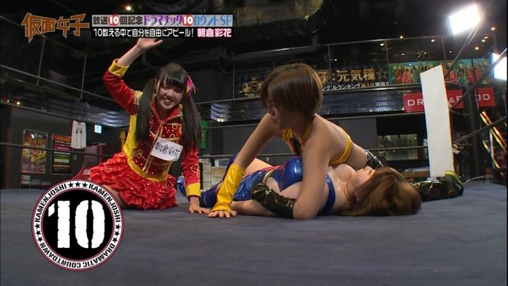 仮面女子がミニスカでプロレスしてるエロキャプ画像まとめ 26