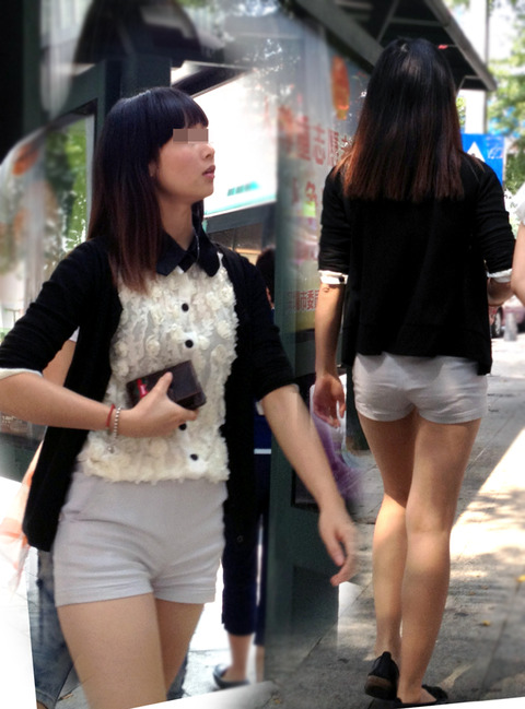 【美脚素人エロ画像】夏に向けてこういう美脚彼女がほしいんだがｗｗｗｗｗｗ 17