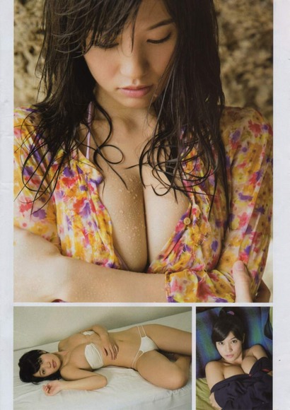 高崎聖子のいやらしい下着姿で理性が崩壊しちゃうエロ画像 60