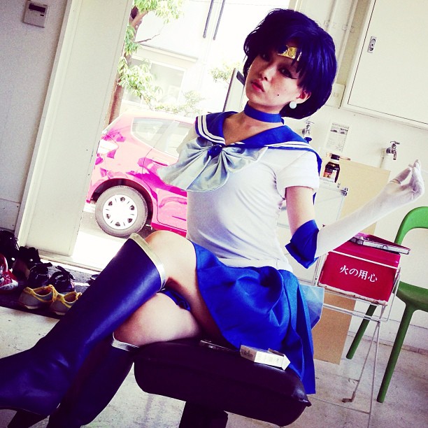 【画像】ローラ、セーラームーン姿公開で「可愛過ぎる」と反響 11