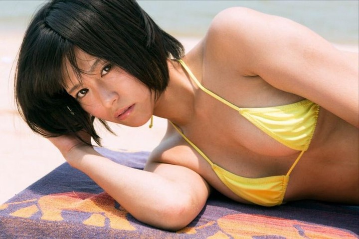 人気コスプレイヤー叶恵まそらのグラビア画像まとめ 13