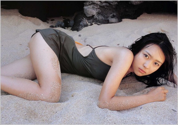 黒川芽以 女優のセミヌードがエロい画像まとめ 8