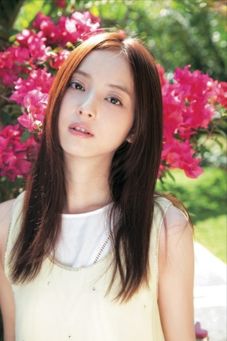 佐々木希の黒下着がエロい画像まとめ 20
