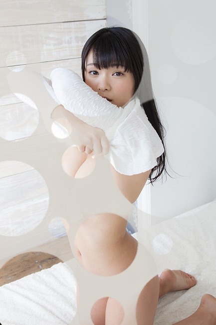 アイドルが水玉コラで全裸に見えるエロ画像30枚 4