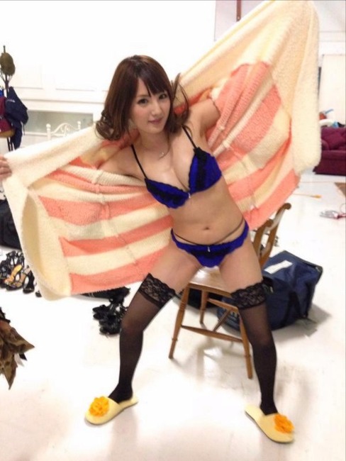 今週のAV女優の自撮りエロ写メ・画像まとめ 18
