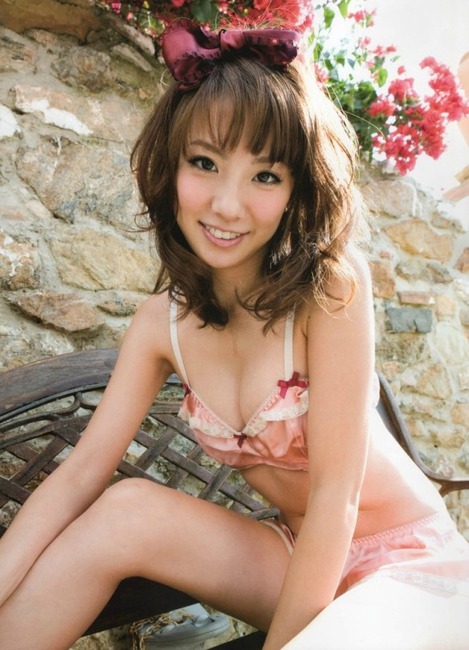 山本梓　グラドルの抜けるエロ画像30枚 29