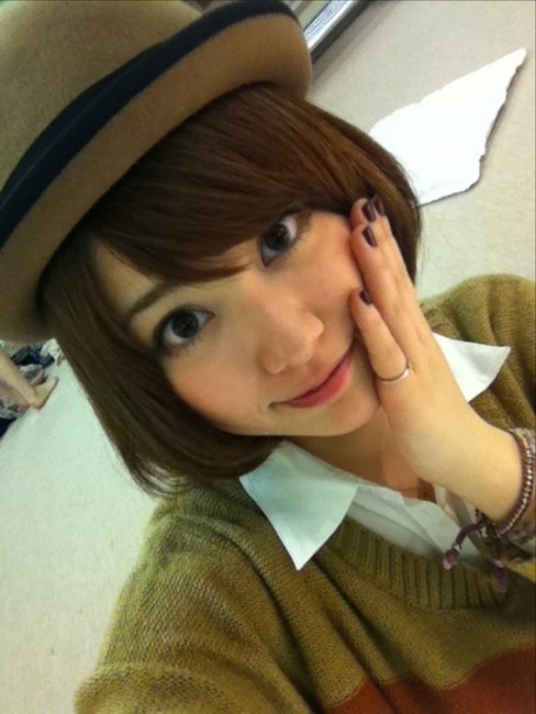 一緒に街中でデートしたくなる美女のエロ画像 16
