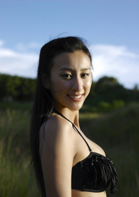 【画像76枚】浅田舞のファースト写真集発売決定、彼女はなぜグラビアに挑戦したのか？「不安だらけでネガティブなことしか考えてなかった」 27