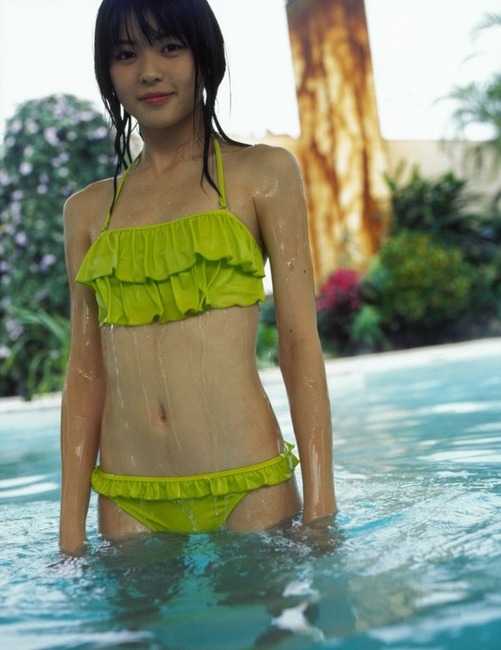 ハロプロ 矢島舞美(18)のパンチラがエロい画像40枚 18