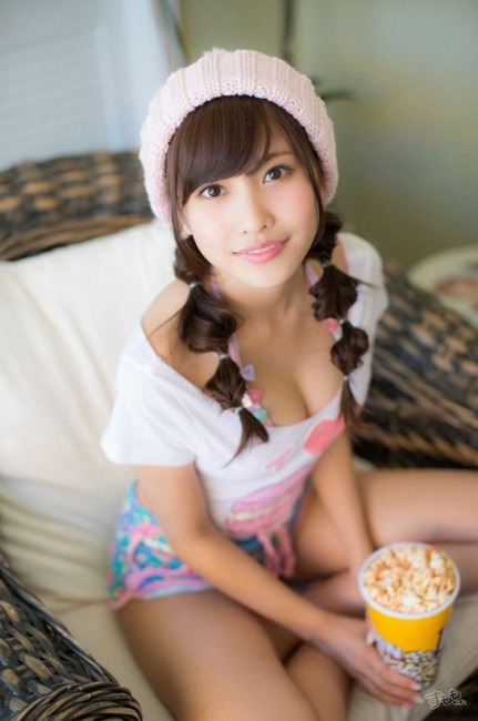 佐野ひなこ見てると勃起しちゃう画像 14