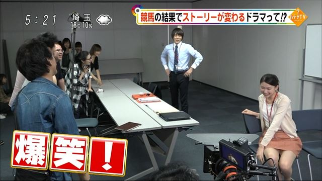 パンチラして股がゆるいアイドル達のエロキャプ画像 4