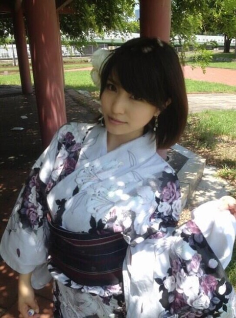 【画像100枚】岸明日香とかいうぐうエロムチムチおっぱいドロリッチｗｗｗｗｗｗｗ 93