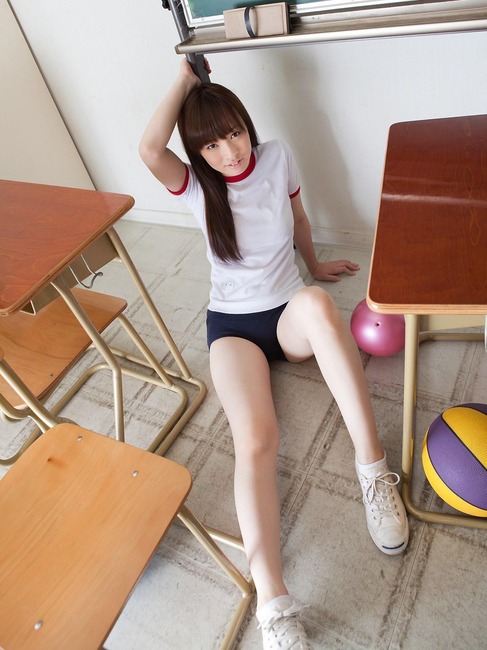【画像】女は色白ムチムチ巨乳女に限る！！！ 24