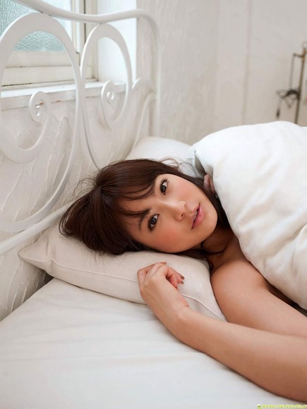 麻倉みな お天気お姉さんのエロ画像 10
