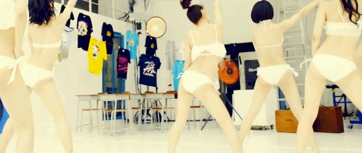 SUPER☆GiRLS / イッチャって♪ヤッチャって♪のPVがエロい画像 21