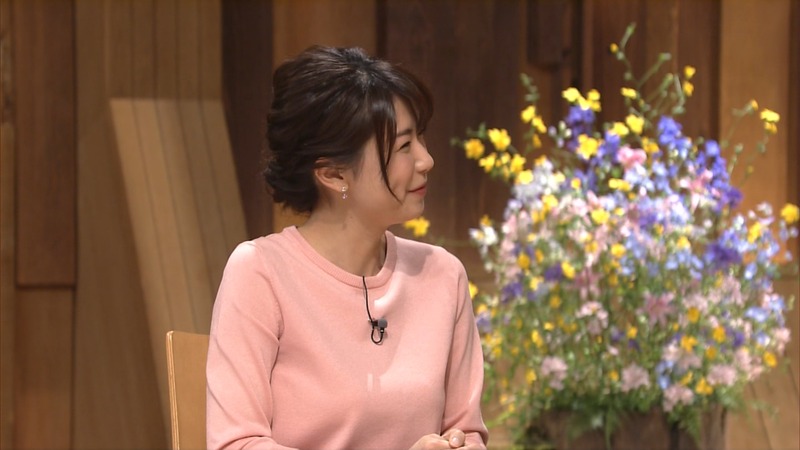 青山愛女子アナの着衣おっぱい　報道ステーション 18