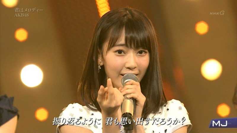 AKB48　宮脇咲良がパンチラしてるエロ画像 14