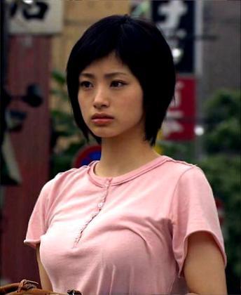 上戸彩　人妻のおっぱいで抜けちゃうエロ画像 13