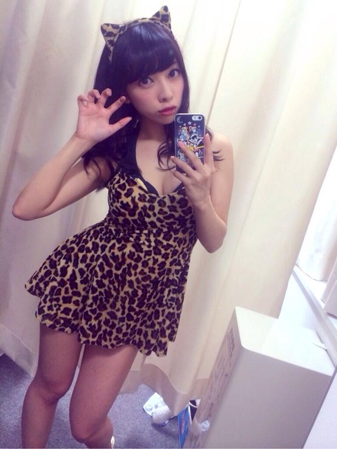宮本彩希の胸の谷間に飛びつきたくなる自撮りエロ写メ・画像40枚 21