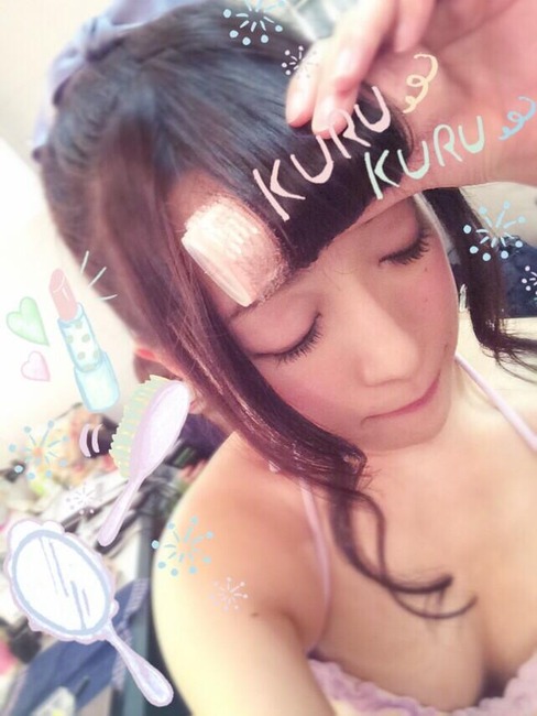宮本彩希の胸の谷間に飛びつきたくなる自撮りエロ写メ・画像40枚 8