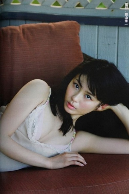 本仮屋ユイカ（もとかりやユイカ）女優の下着や水着姿が抜けるエロ画像 4