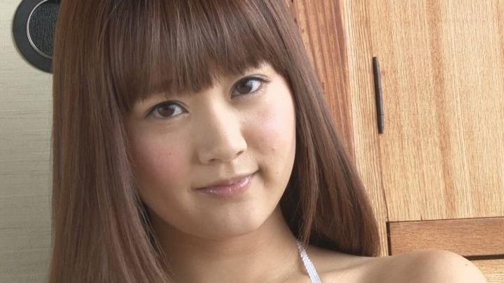 浜田翔子(28)が紐パンで誘ってる画像まとめ 6