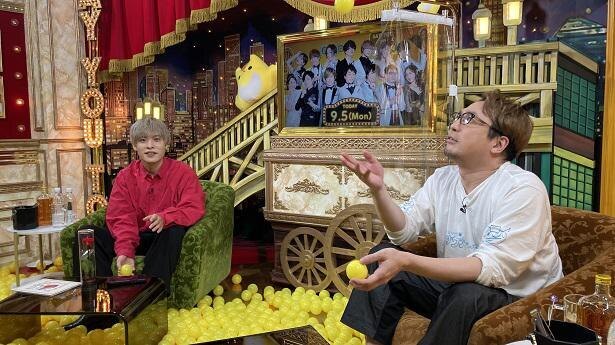 安元洋貴 今の会社での立場は の質問にブリーフ姿の岡本信彦 代表取締役です 声優と夜あそび ニコニコニュース アニメお楽しみnews