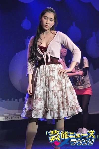 声優で女優の小見川千明 23 さんがおっぱいをアピールしてると話題に 知ってる アニメ 漫画 ニュース