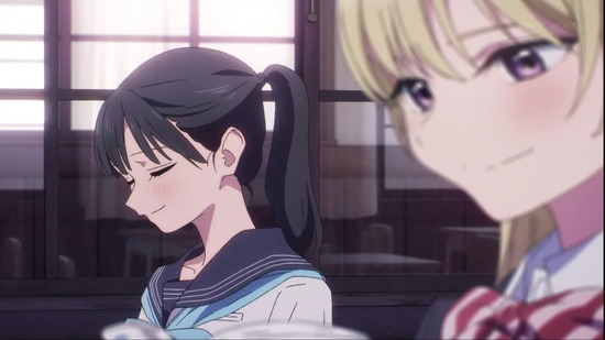 明日ちゃんのセーラー服1話場面カット_085