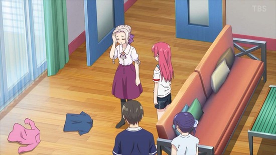 カノジョも彼女　２話場面カット006