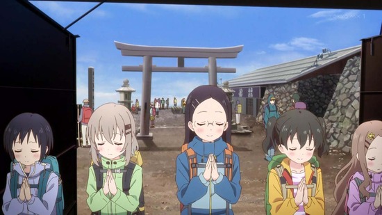 ヤマノススメ 12話場面カット037