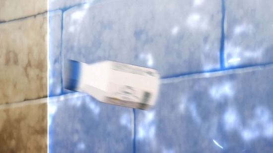 自動販売機に生まれ変わった 7話場面カット010