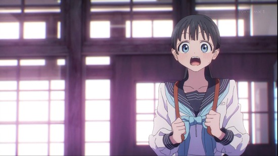 明日ちゃんのセーラー服1話場面カット_075