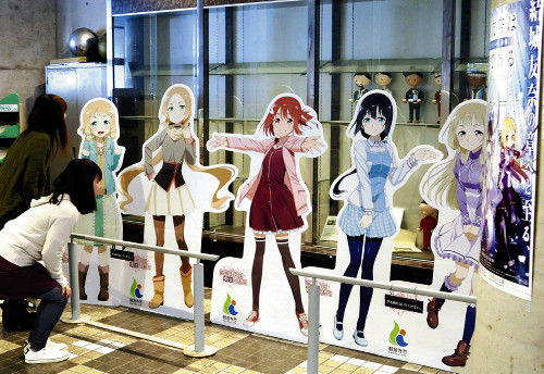 アニメ聖地 観音寺pr ゆゆゆ 等身大ポップがお出迎え あにれこ アニメ聖地 観音寺pr ゆゆゆ 等身大ポップがお出迎え あにれこ