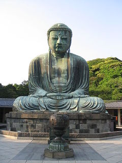 450pxkamakurabuddadaibu