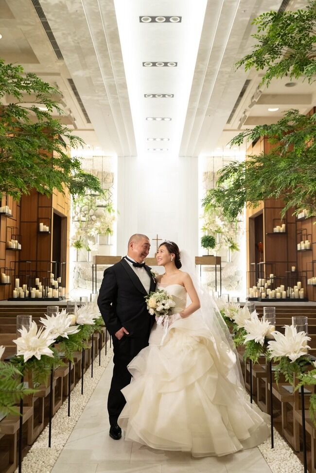 極楽とんぼ 山本圭壱＆元AKB48西野未姫の結婚式に豪華有名人が集合！めちゃイケメンバーら祝福「お幸せに」