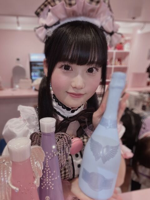 【AKB48】17期布袋百椛(17)が加入前にコンカフェで働いてたとリークされる
