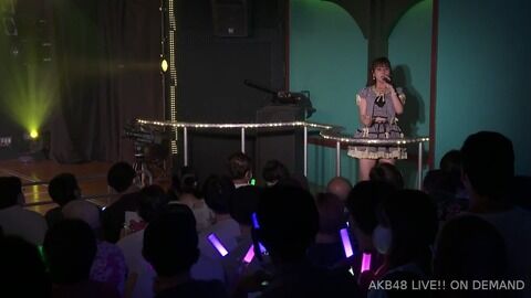 【朗報】AKB48劇場がLED照明になってオンデマのカメラ増えたよ!!!