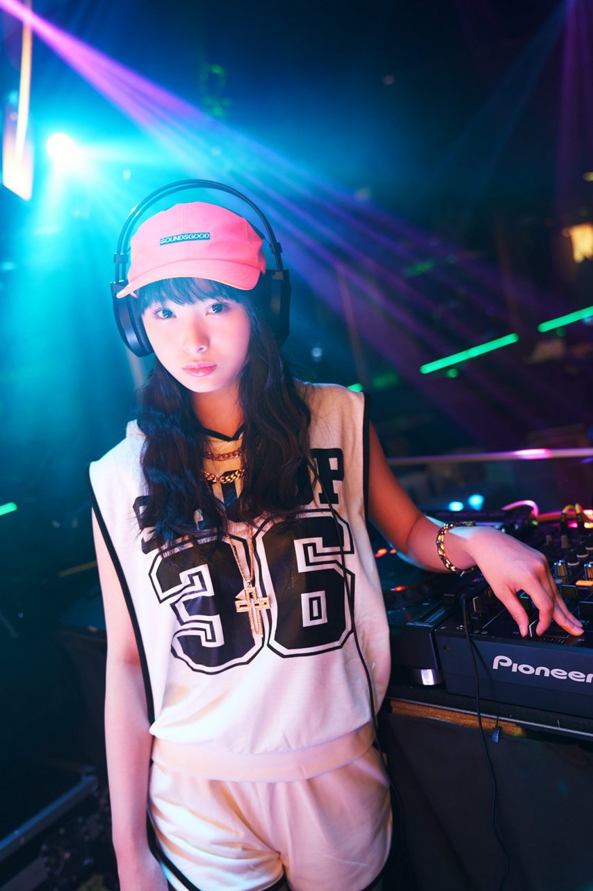 NMB48 梅山恋和がDJに！パリピ仕様で大暴れ！ 「MARQUEE Vol.134」8/10発売！