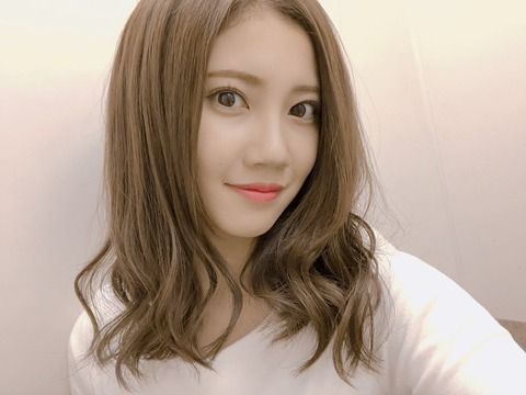 北川綾巴がニューヘアスタイル披露
