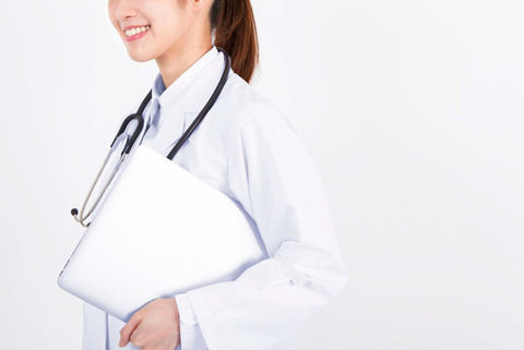 【悲報】ワイ、皮膚科の女医さんにオナニーしたのがバレて大説教を食らう…