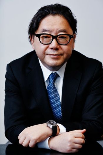 AKB48のシングルってもしかしてだけど秋元康とAKSの関係がマジで最悪で出せないのかな？
